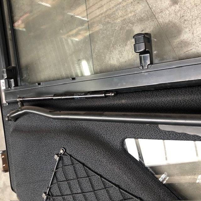 باب و قطع الغيار - معدات المناولة Door left for Linde series 392-393.: صورة 6 باب و قطع الغيار - معدات المناولة Door left for Linde series 392-393.: صورة 6