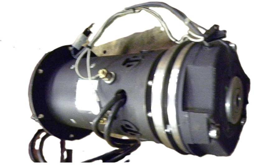 Drive motor for Toyota - المحرك و قطع الغيار - معدات المناولة: صورة 2 Drive motor for Toyota - المحرك و قطع الغيار - معدات المناولة: صورة 2