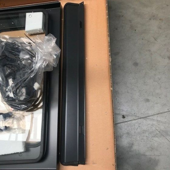 FRONT + ROOF PANEL FOR KOMATSU - الكابينة والداخلية - معدات المناولة: صورة 3 FRONT + ROOF PANEL FOR KOMATSU - الكابينة والداخلية - معدات المناولة: صورة 3