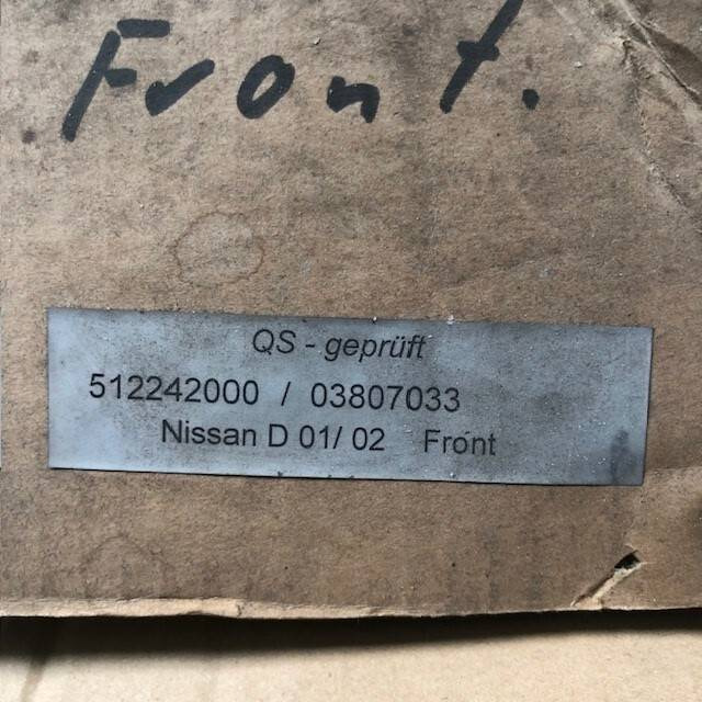 Front window for Nissan - نافذة و قطع الغيار - معدات المناولة: صورة 3 Front window for Nissan - نافذة و قطع الغيار - معدات المناولة: صورة 3