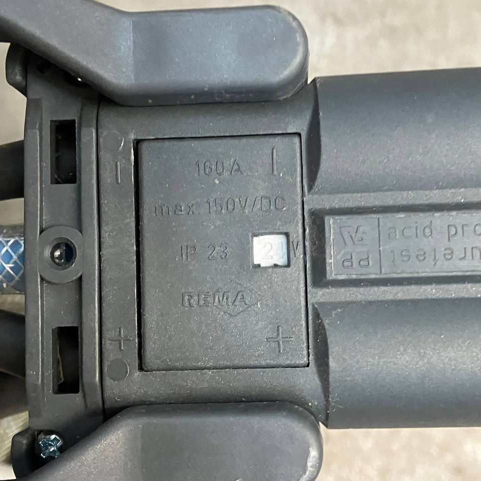 Hawker 24V/80A - قطع غيار - معدات المناولة: صورة 4 Hawker 24V/80A - قطع غيار - معدات المناولة: صورة 4