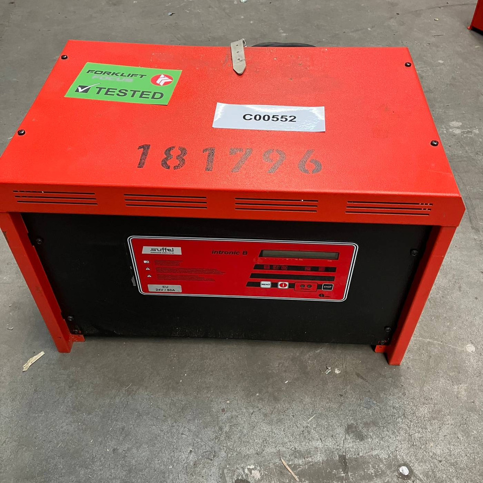 Hawker 24V/80A - قطع غيار - معدات المناولة: صورة 1 Hawker 24V/80A - قطع غيار - معدات المناولة: صورة 1