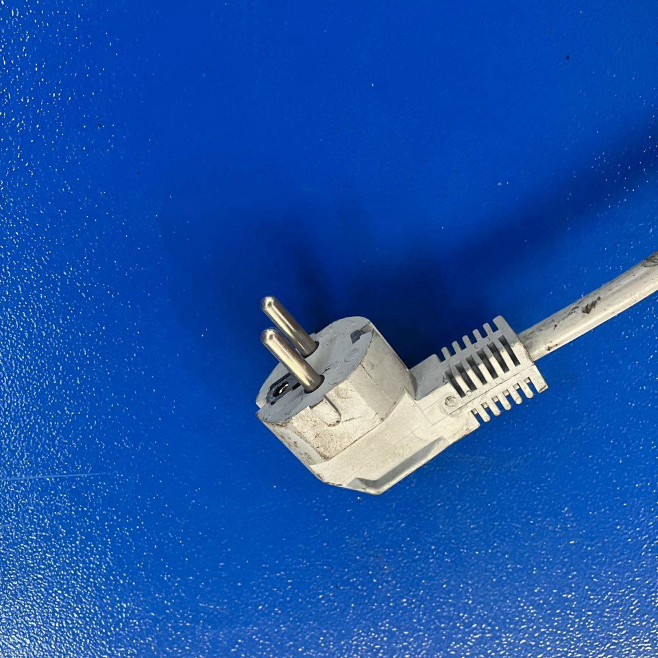 Hawker E24V/70A - قطع غيار - معدات المناولة: صورة 5 Hawker E24V/70A - قطع غيار - معدات المناولة: صورة 5