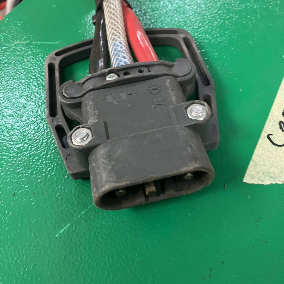 Hoppecke E230 G24/65 B-F15FS Trak power Optimal Charge (3) - قطع غيار - معدات المناولة: صورة 3 Hoppecke E230 G24/65 B-F15FS Trak power Optimal Charge (3) - قطع غيار - معدات المناولة: صورة 3