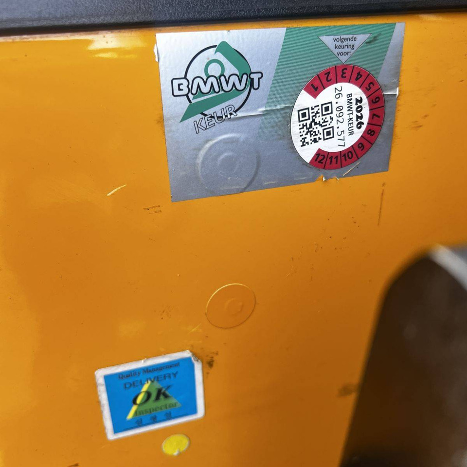 رافعة شوكية كهربائية Hyundai HX50B-9: صورة 20