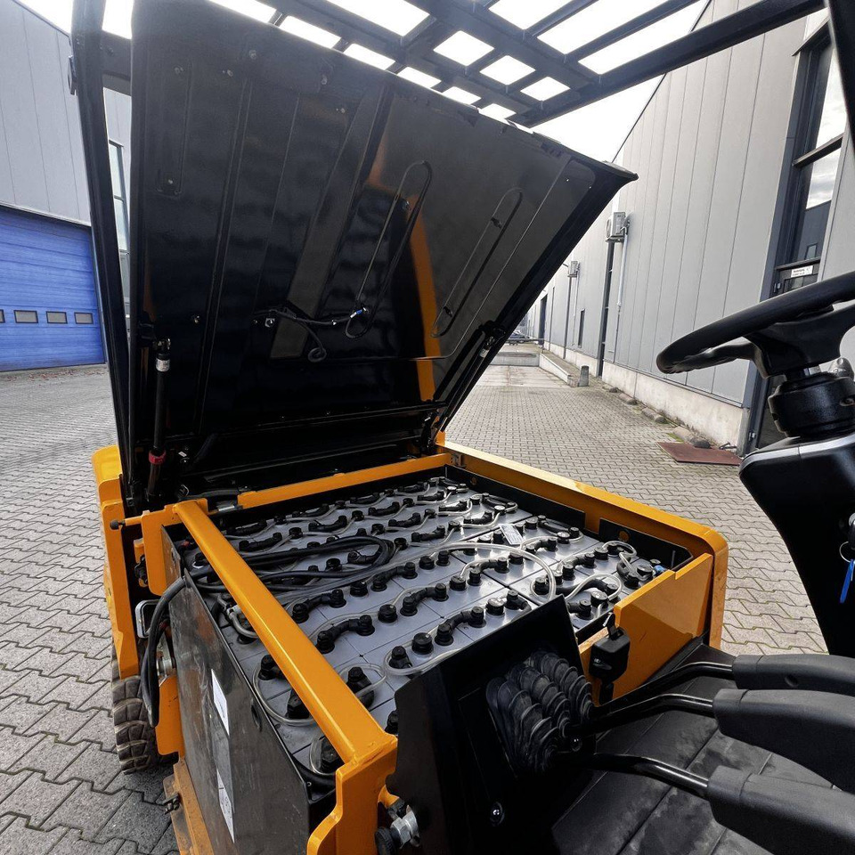 رافعة شوكية كهربائية Hyundai HX50B-9: صورة 12