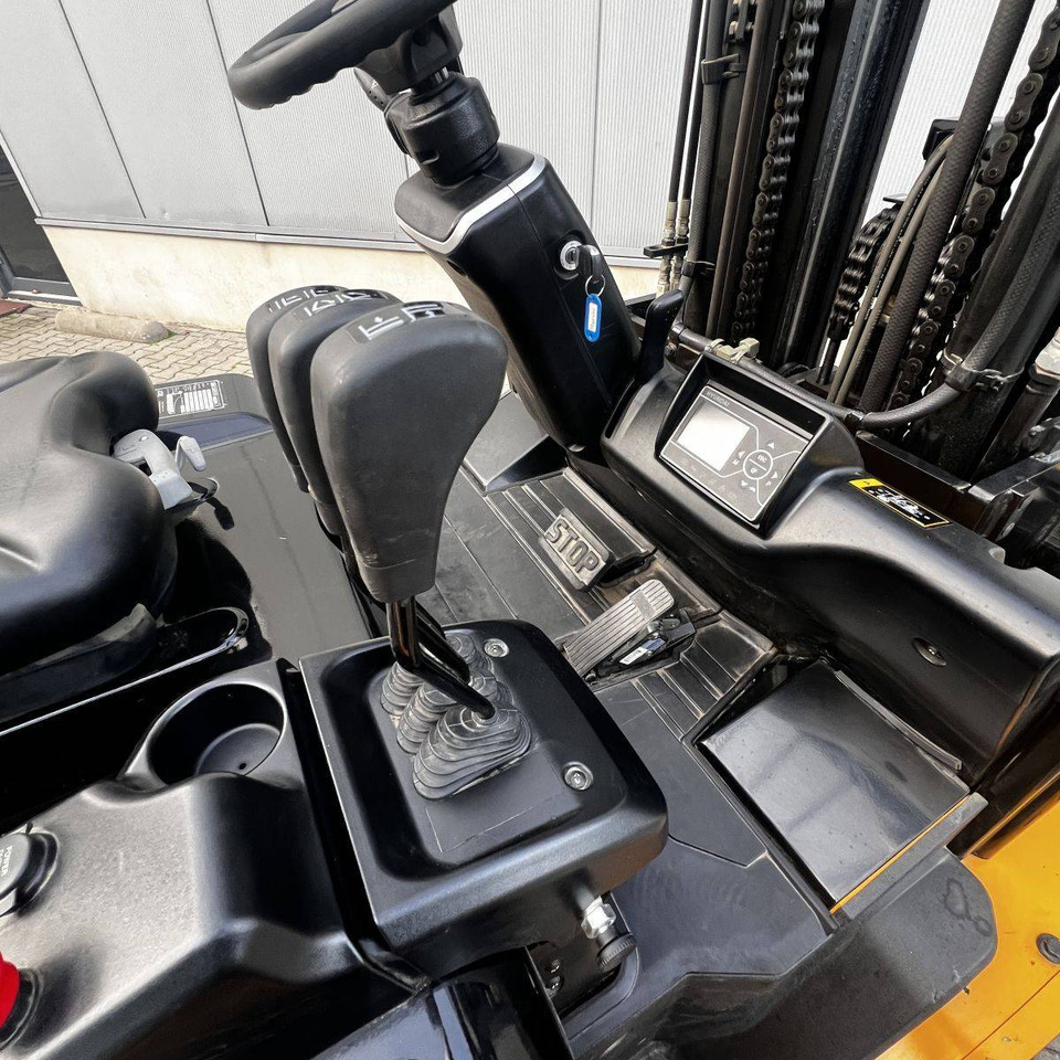 رافعة شوكية كهربائية Hyundai HX50B-9: صورة 10