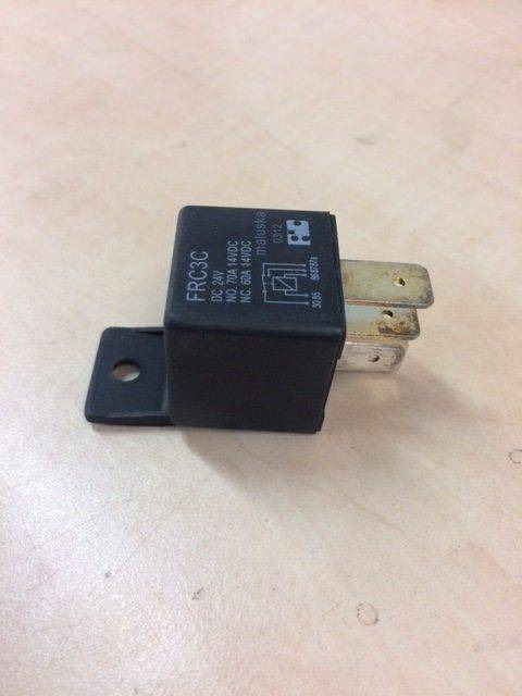 Kärcher Relay 24V - مرحل - ماكينة تنظيف: صورة 1 Kärcher Relay 24V - مرحل - ماكينة تنظيف: صورة 1