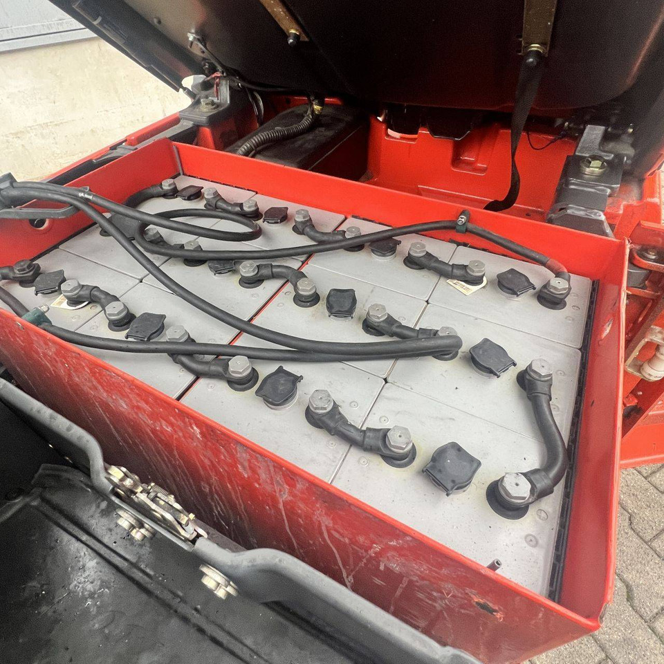 رافعة شوكية كهربائية Linde E15 (386-02) EVO: صورة 9 رافعة شوكية كهربائية Linde E15 (386-02) EVO: صورة 9