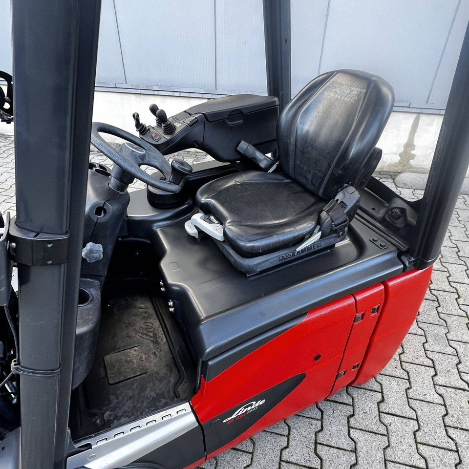 Linde E15 (386-02) EVO - رافعة شوكية كهربائية: صورة 3 Linde E15 (386-02) EVO - رافعة شوكية كهربائية: صورة 3