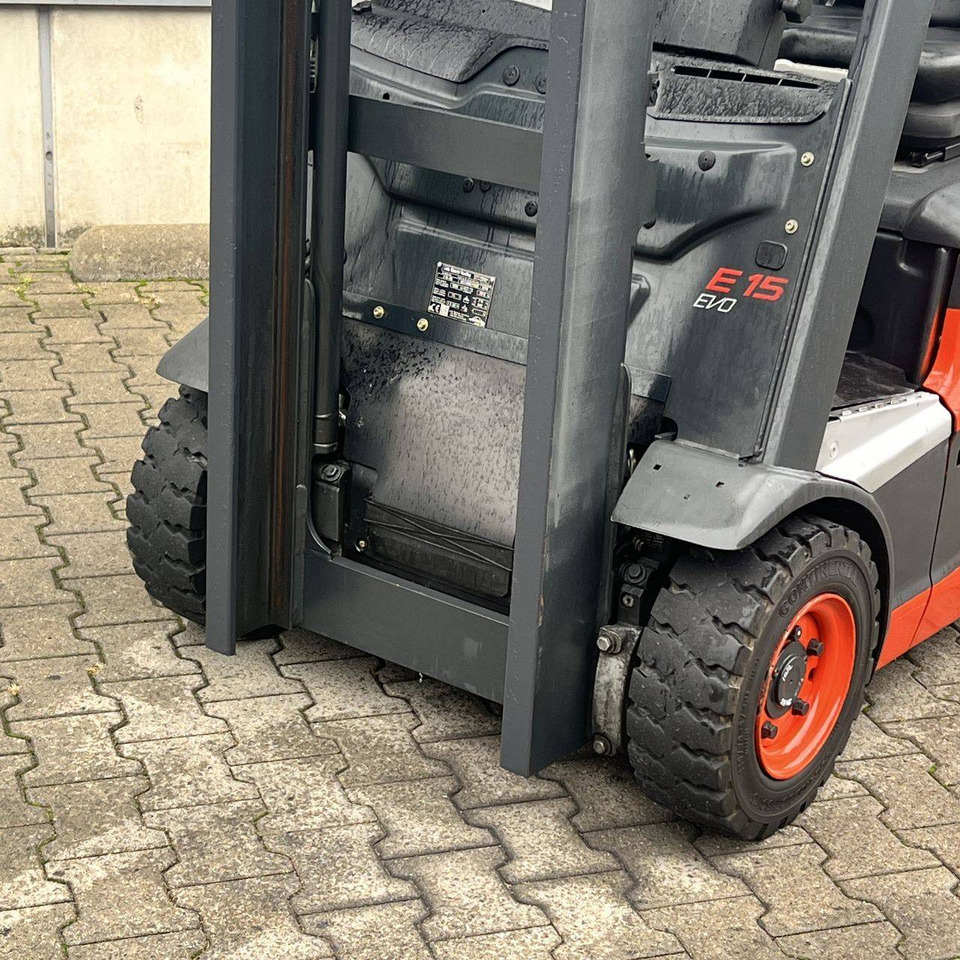 رافعة شوكية كهربائية Linde E15 (386-02) EVO: صورة 13 رافعة شوكية كهربائية Linde E15 (386-02) EVO: صورة 13