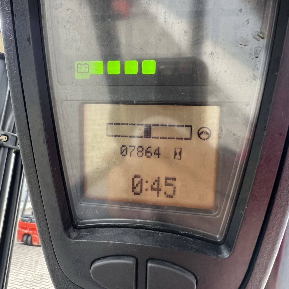 Linde E15 (386-02) EVO - رافعة شوكية كهربائية: صورة 4 Linde E15 (386-02) EVO - رافعة شوكية كهربائية: صورة 4