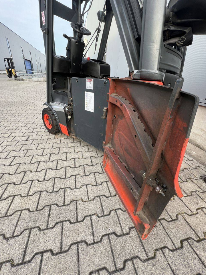 رافعة شوكية كهربائية Linde E16H-02 (386) EVO: صورة 9