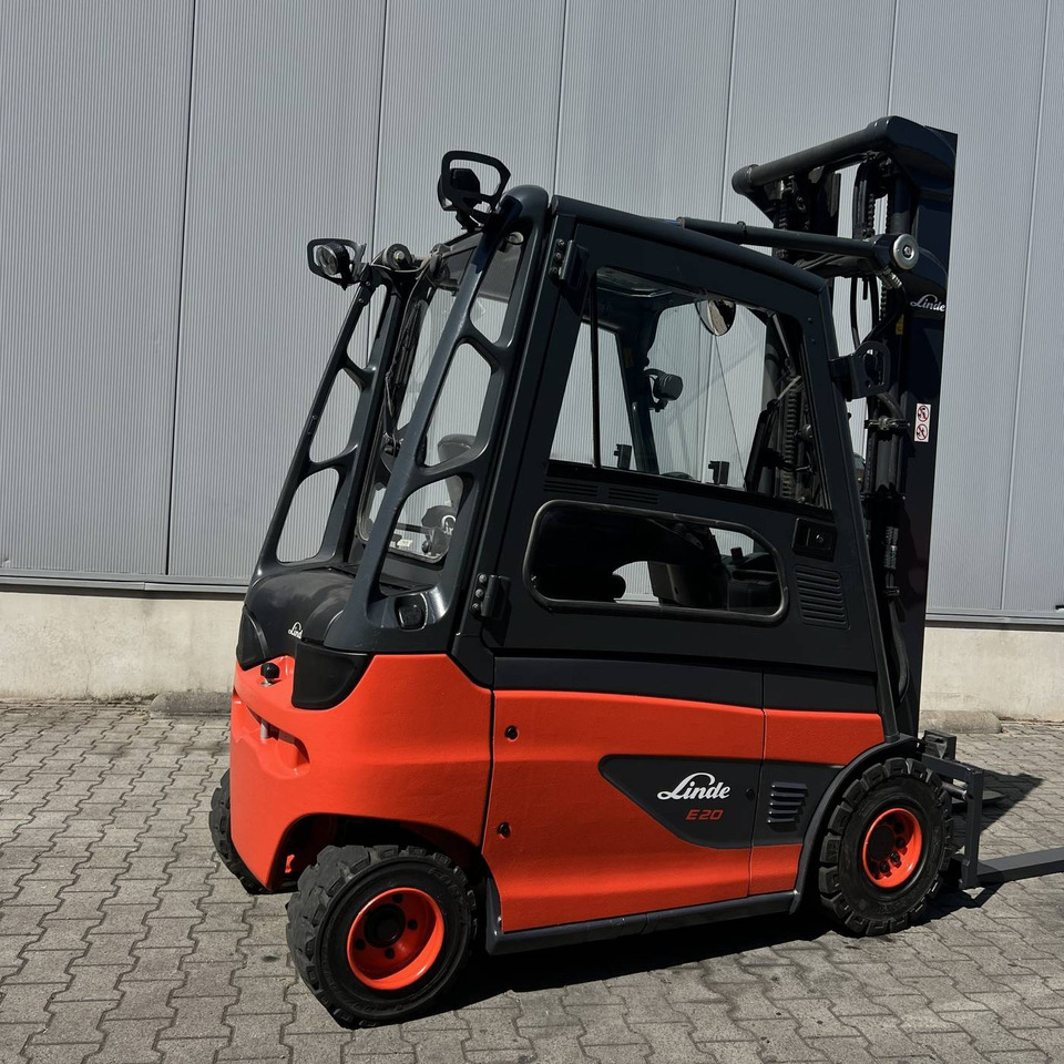 Linde E20 (387) - رافعة شوكية كهربائية: صورة 2 Linde E20 (387) - رافعة شوكية كهربائية: صورة 2