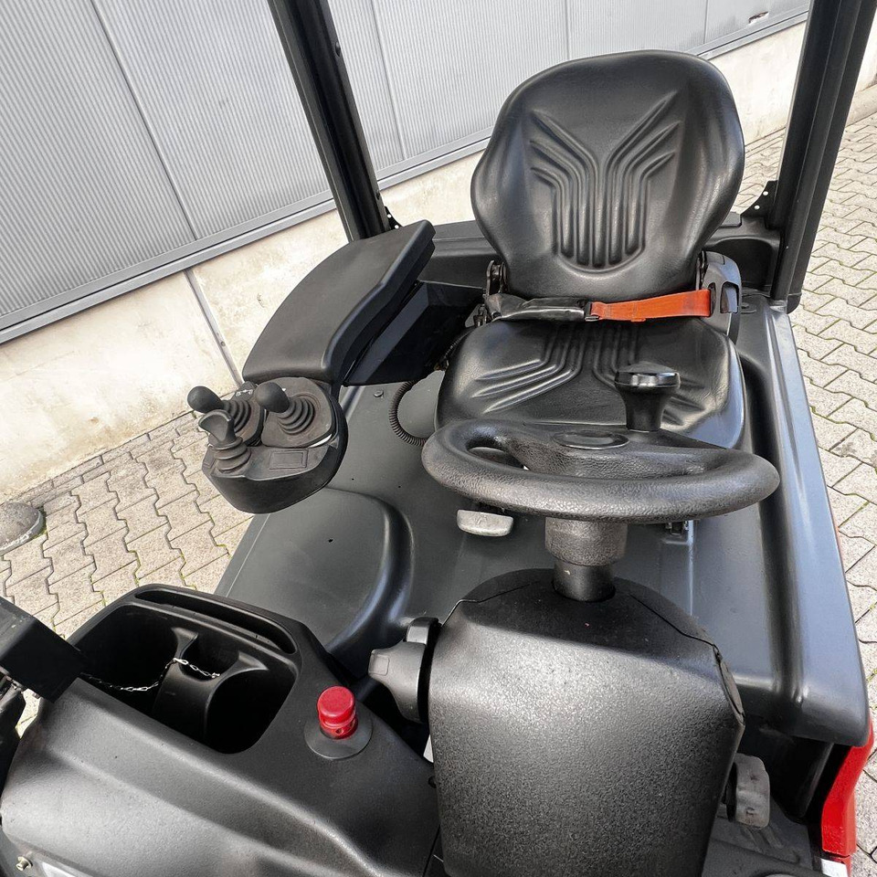 Linde E20L (386) - رافعة شوكية كهربائية: صورة 4 Linde E20L (386) - رافعة شوكية كهربائية: صورة 4