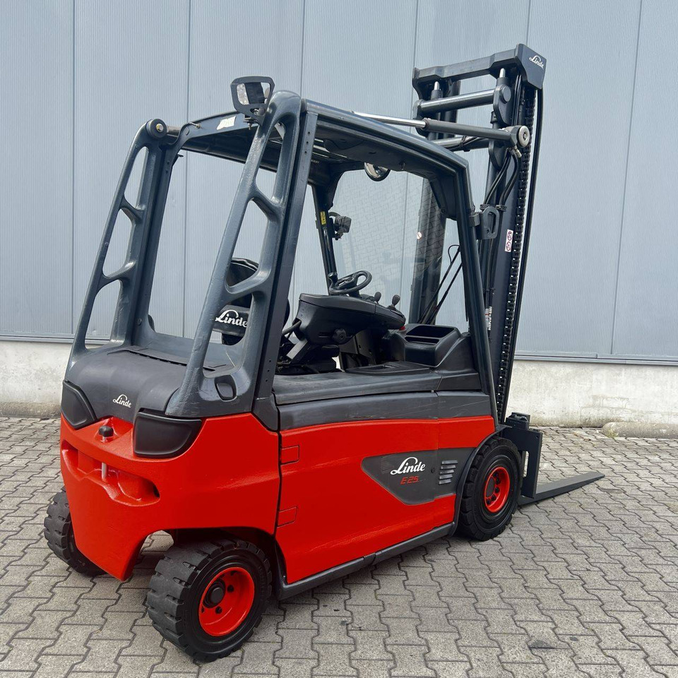 Linde E25L (387) - رافعة شوكية كهربائية: صورة 2 Linde E25L (387) - رافعة شوكية كهربائية: صورة 2
