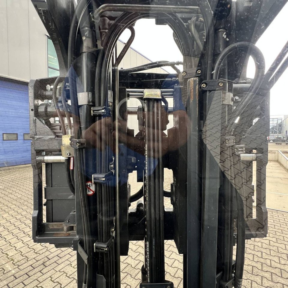 رافعة شوكية كهربائية Linde E25L (387): صورة 16