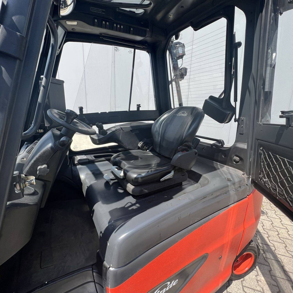 Linde E30/600 HL (387) - رافعة شوكية كهربائية: صورة 4 Linde E30/600 HL (387) - رافعة شوكية كهربائية: صورة 4