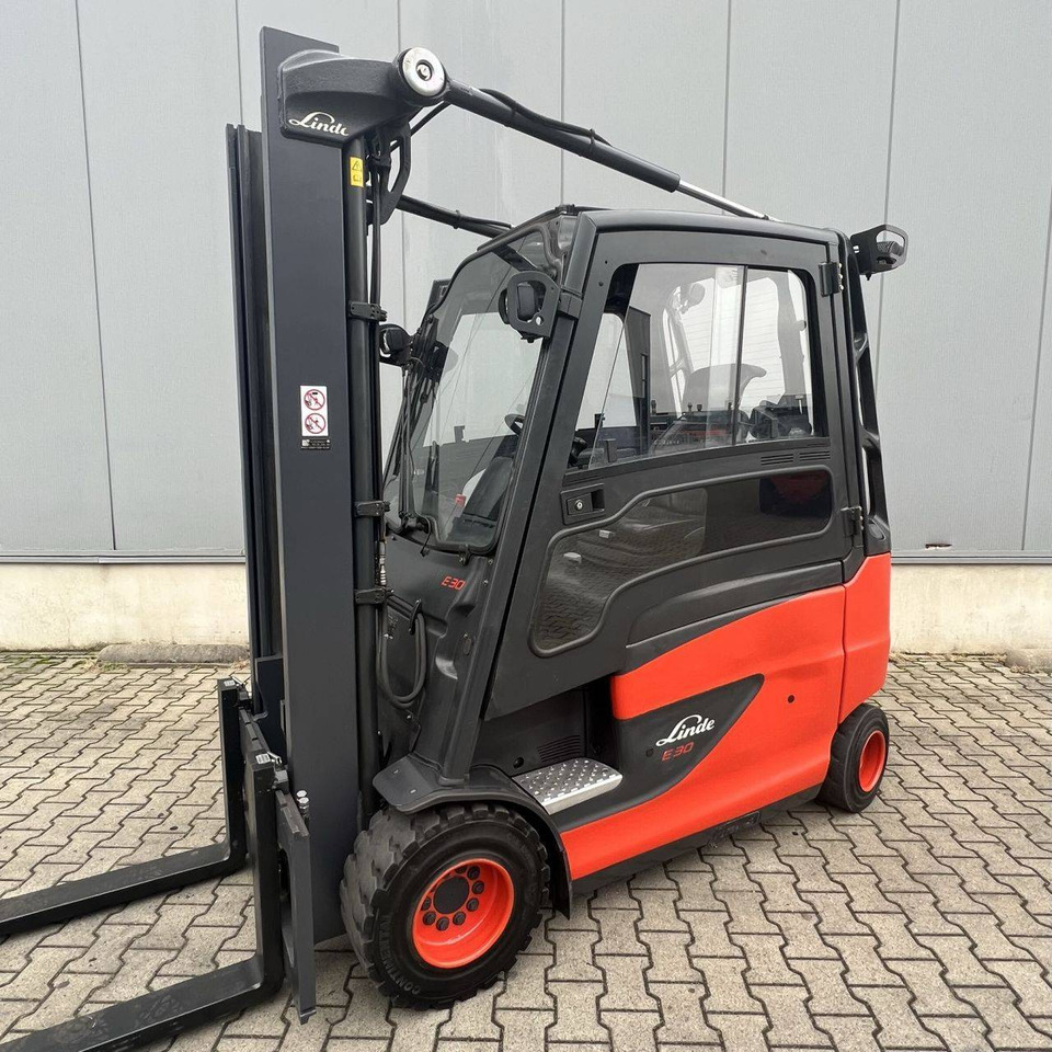 Linde E30/600 HL (387) - رافعة شوكية كهربائية: صورة 1 Linde E30/600 HL (387) - رافعة شوكية كهربائية: صورة 1