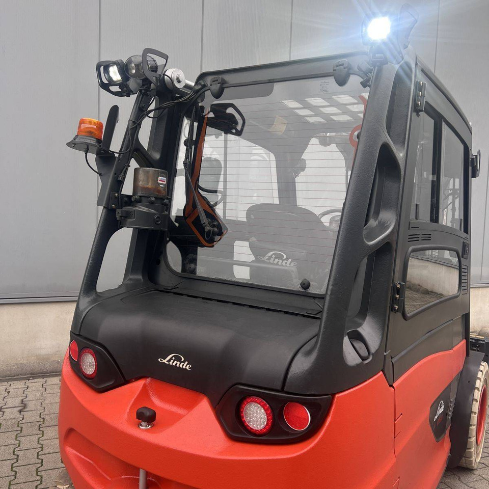 Linde E50/600L (388) LOW - رافعة شوكية كهربائية: صورة 5 Linde E50/600L (388) LOW - رافعة شوكية كهربائية: صورة 5