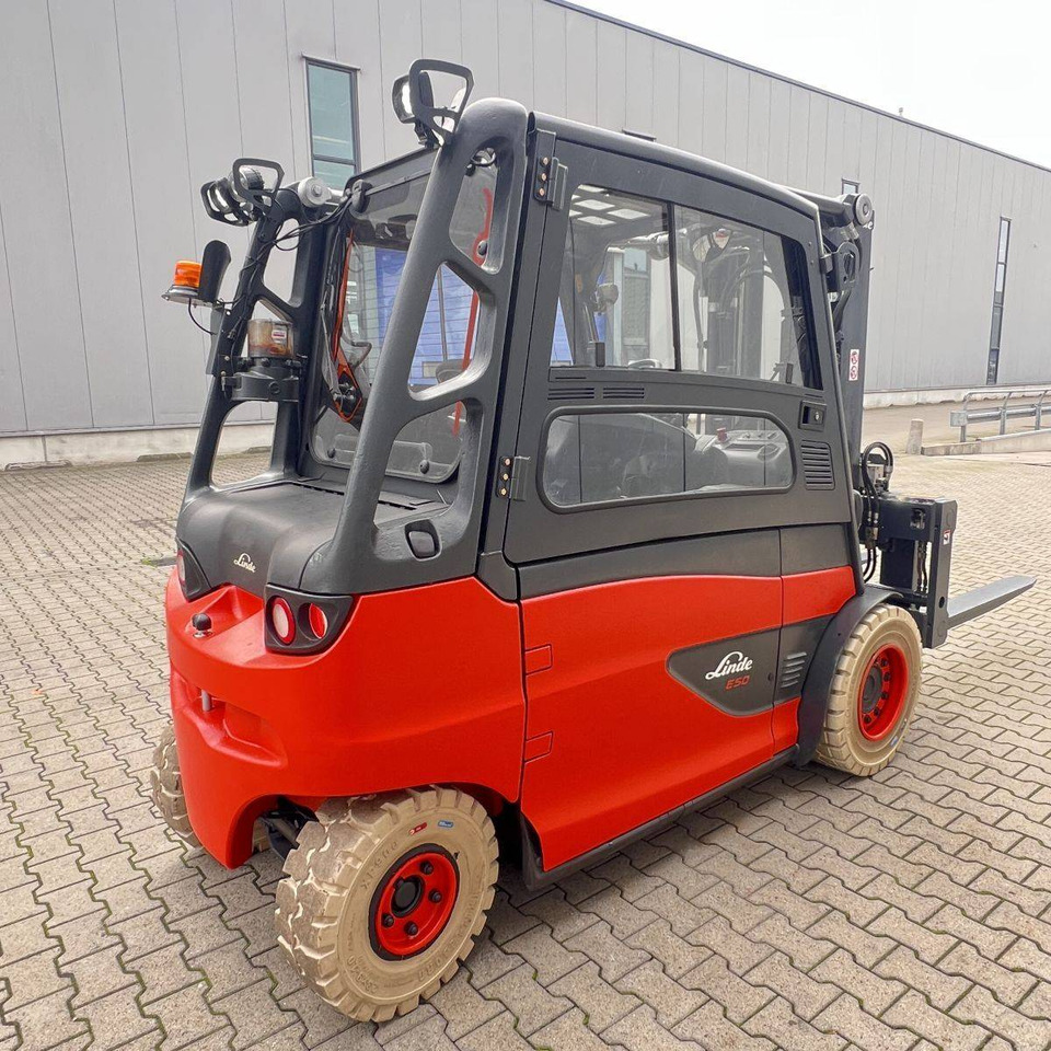 Linde E50/600L (388) LOW - رافعة شوكية كهربائية: صورة 4 Linde E50/600L (388) LOW - رافعة شوكية كهربائية: صورة 4