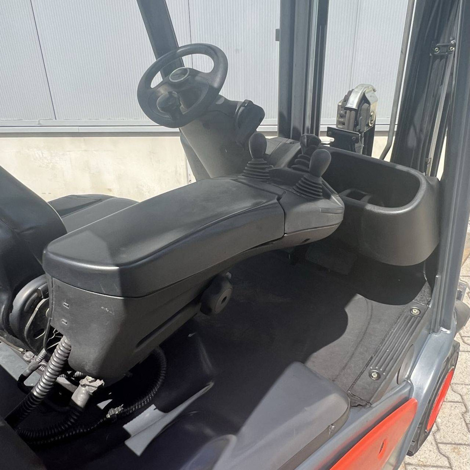 Linde H18T (391-01) EVO - رافعة شوكية تعمل بالغاز: صورة 3 Linde H18T (391-01) EVO - رافعة شوكية تعمل بالغاز: صورة 3