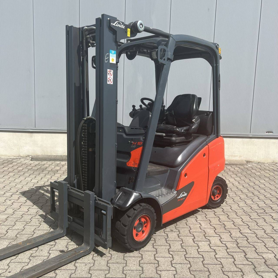 Linde H18T (391-02) EVO - رافعة شوكية تعمل بالغاز: صورة 1 Linde H18T (391-02) EVO - رافعة شوكية تعمل بالغاز: صورة 1