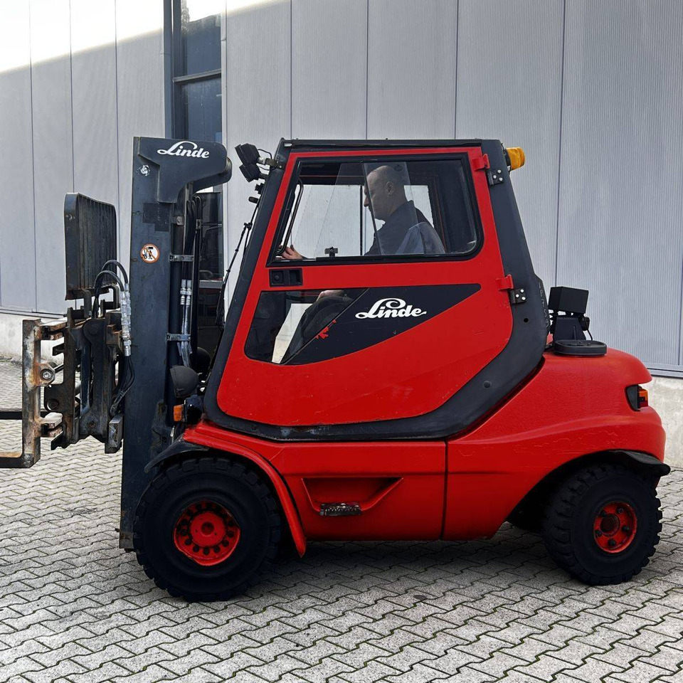 Linde H30D (351-03) - رافعة شوكية ديزل: صورة 2 Linde H30D (351-03) - رافعة شوكية ديزل: صورة 2