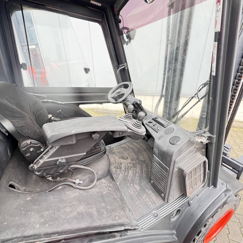 رافعة شوكية ديزل Linde H30D (393): صورة 7 رافعة شوكية ديزل Linde H30D (393): صورة 7