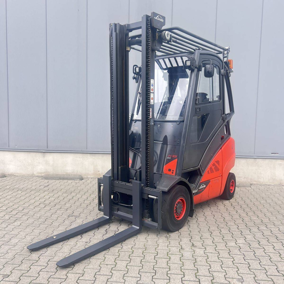 Linde H35T (393-02) EVO - رافعة شوكية تعمل بالغاز: صورة 1 Linde H35T (393-02) EVO - رافعة شوكية تعمل بالغاز: صورة 1