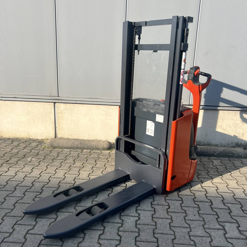 Linde L10 (1172) - آلة التكديس: صورة 3 Linde L10 (1172) - آلة التكديس: صورة 3