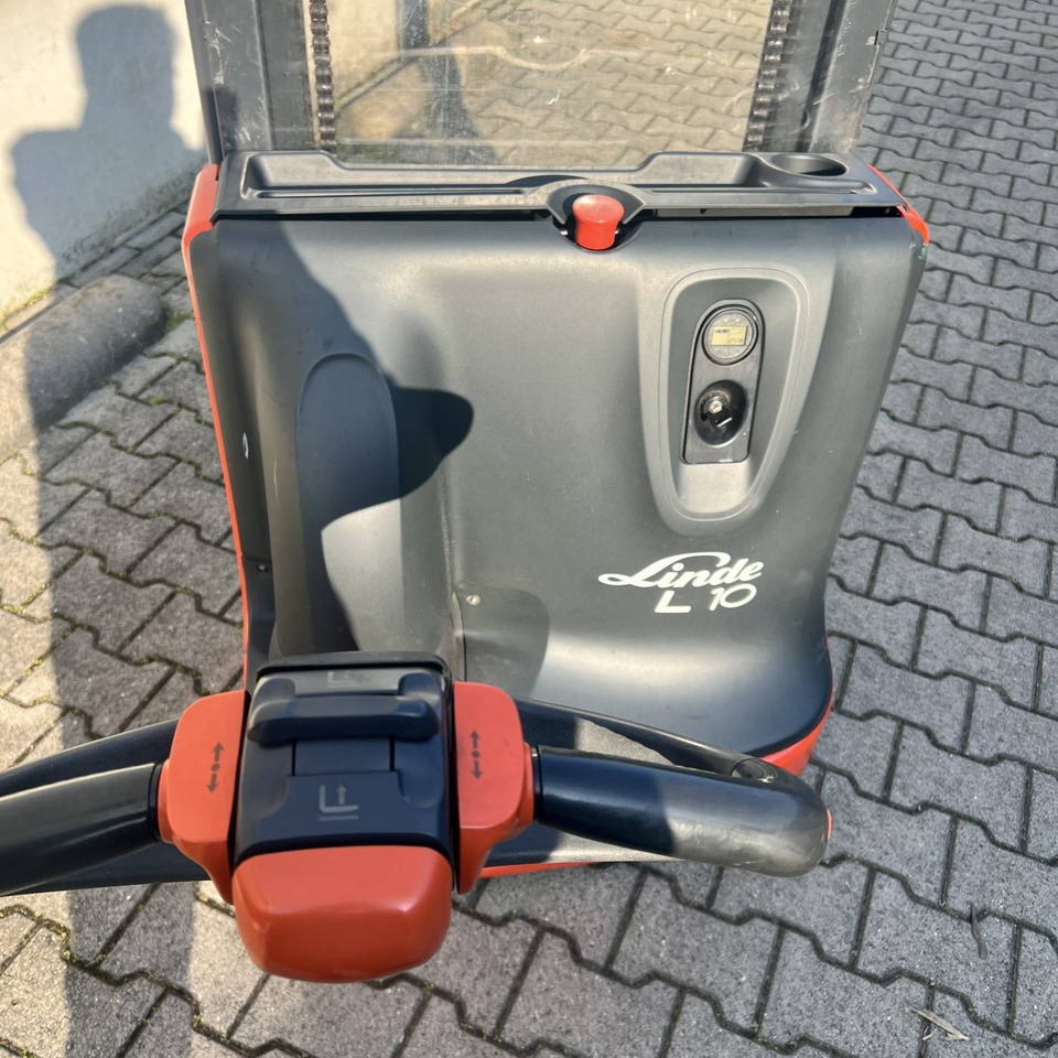 Linde L10 (1172) - آلة التكديس: صورة 5 Linde L10 (1172) - آلة التكديس: صورة 5