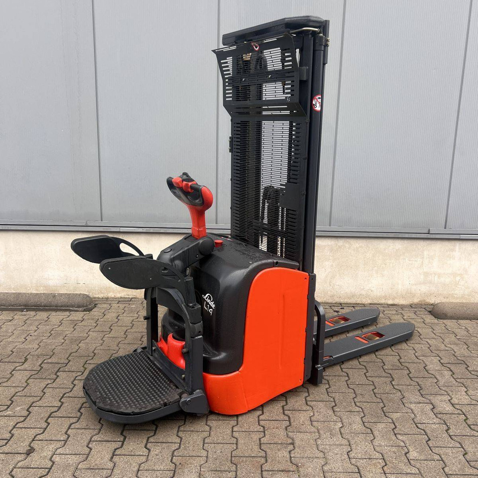 Linde L14AP (372) - آلة التكديس: صورة 1 Linde L14AP (372) - آلة التكديس: صورة 1