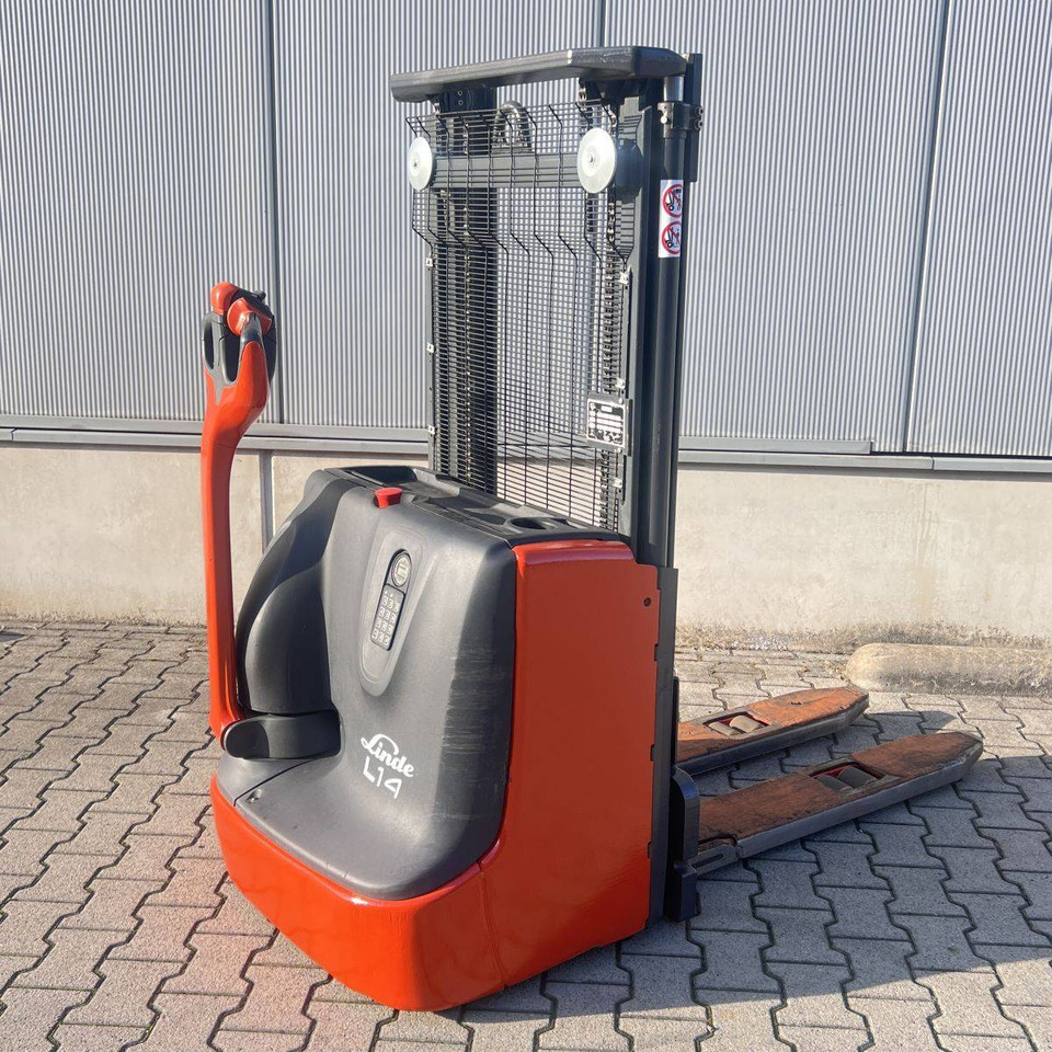 Linde L14C (1169) - آلة التكديس: صورة 1 Linde L14C (1169) - آلة التكديس: صورة 1