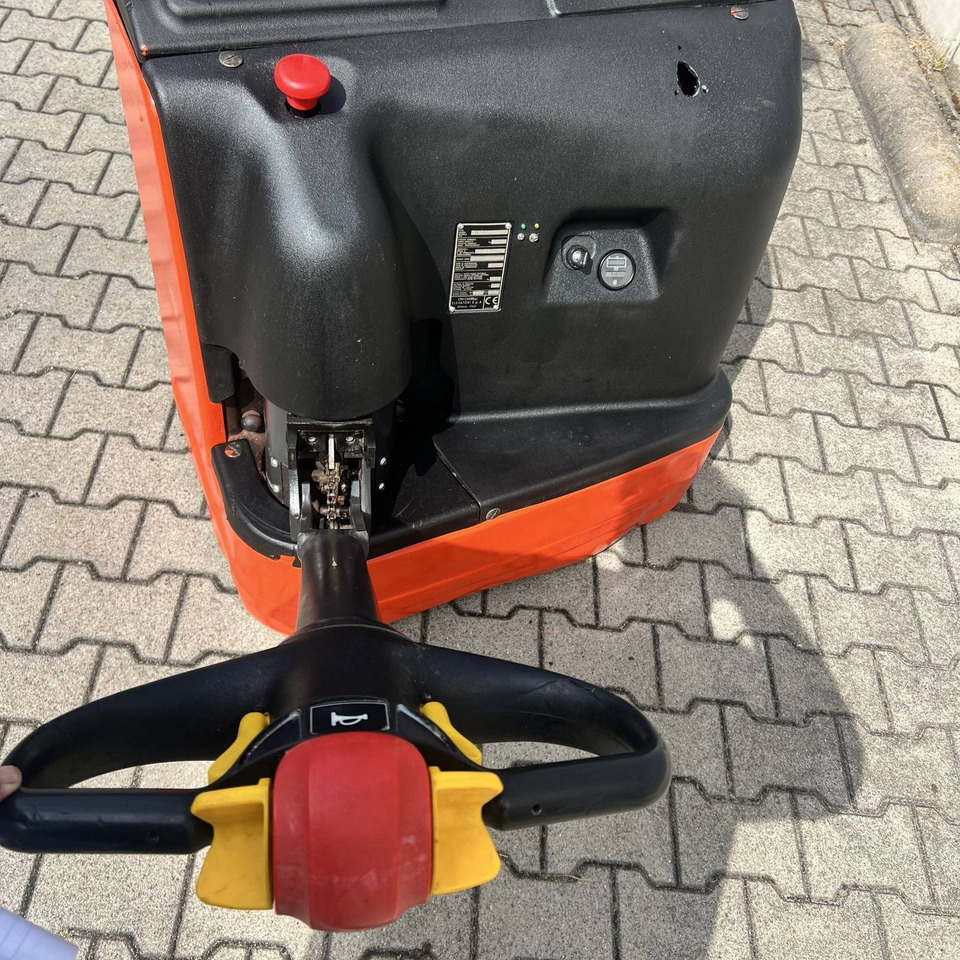 Linde L20 - آلة التكديس: صورة 5 Linde L20 - آلة التكديس: صورة 5