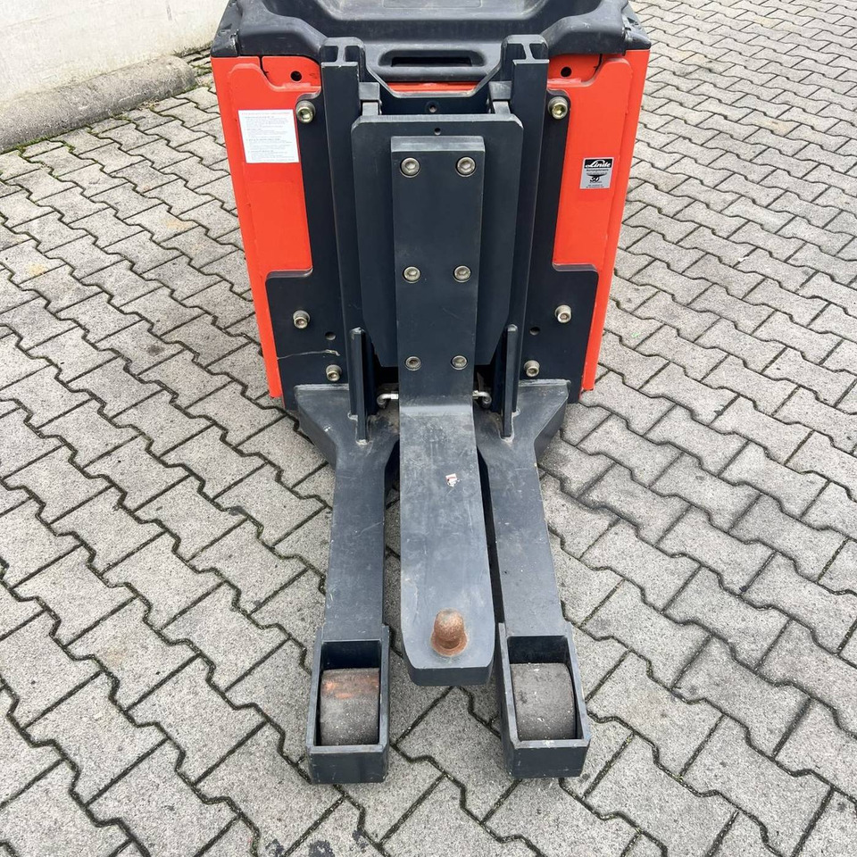 Linde P30 (132) - جرار السحب الكهربائي: صورة 4 Linde P30 (132) - جرار السحب الكهربائي: صورة 4