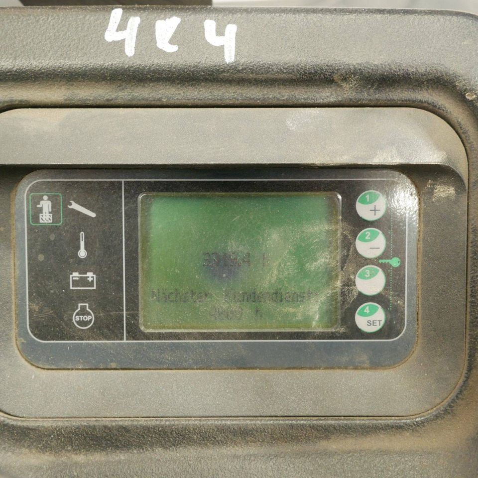 Linde P30C (1190) - جرار السحب الكهربائي: صورة 4 Linde P30C (1190) - جرار السحب الكهربائي: صورة 4