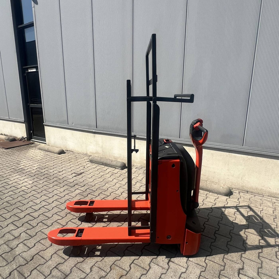 Linde T16 (1152) - شاحنة باليت: صورة 3 Linde T16 (1152) - شاحنة باليت: صورة 3