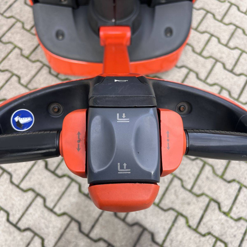 Linde T16 (1152) - شاحنة باليت: صورة 5 Linde T16 (1152) - شاحنة باليت: صورة 5