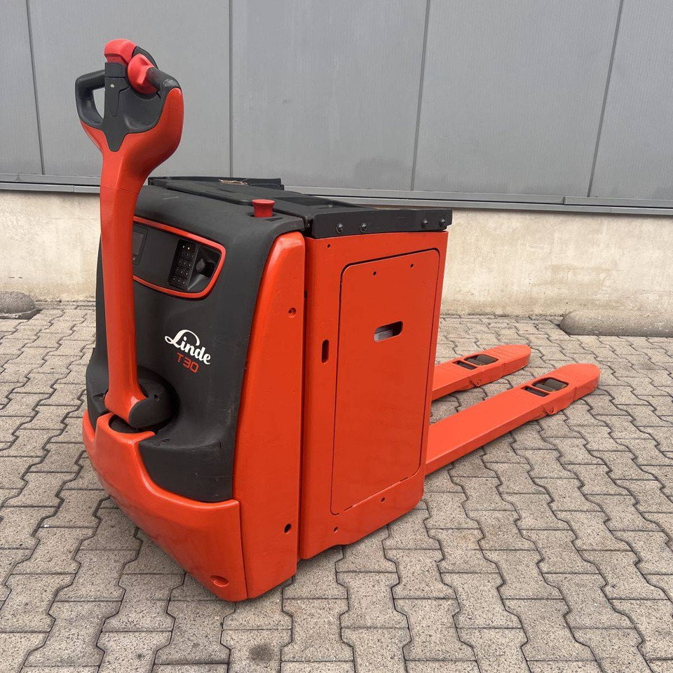 Linde T30 (1153) - شاحنة باليت: صورة 1 Linde T30 (1153) - شاحنة باليت: صورة 1