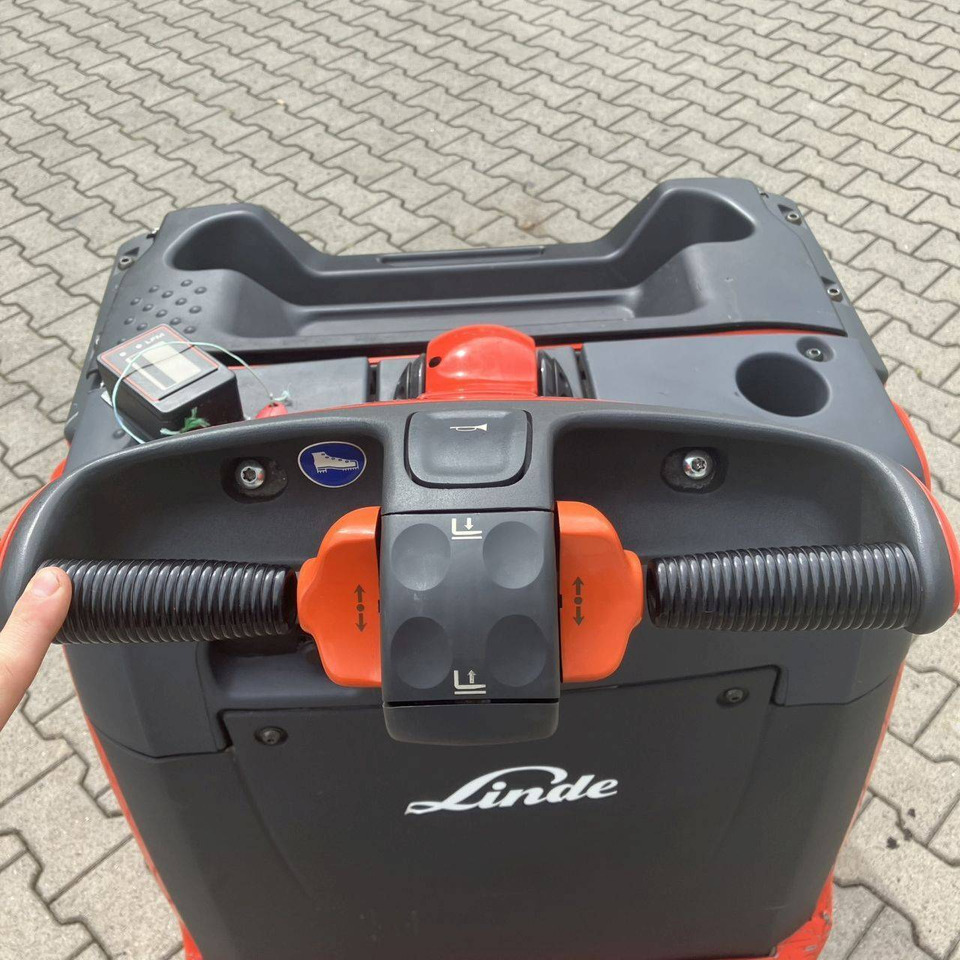 Linde T30 (131) - شاحنة باليت: صورة 4 Linde T30 (131) - شاحنة باليت: صورة 4
