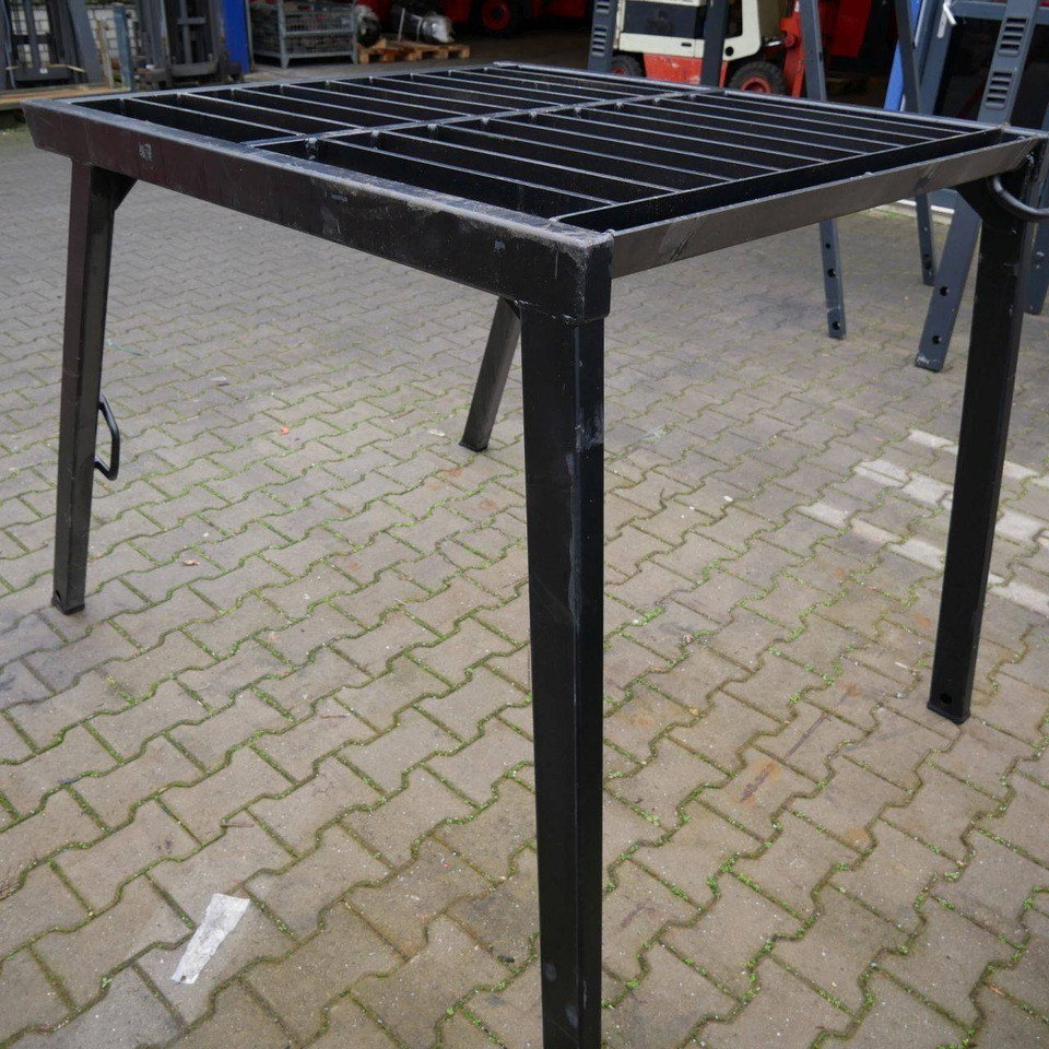 Overhead Guard for Caterpillar DP70 - هيكل السيارة الخارجية - معدات المناولة: صورة 1 Overhead Guard for Caterpillar DP70 - هيكل السيارة الخارجية - معدات المناولة: صورة 1