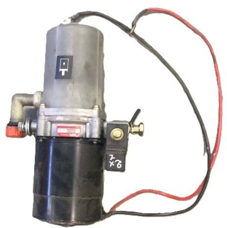 Pump unit for Komatsu - مضخة المقود - معدات المناولة: صورة 1 Pump unit for Komatsu - مضخة المقود - معدات المناولة: صورة 1