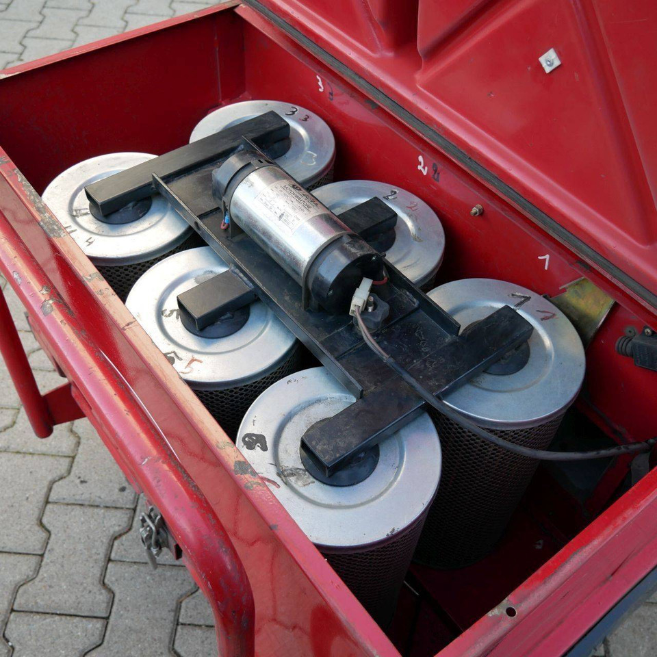 RCM 703H (LPG) - كناسة المناطق الصناعية: صورة 5 RCM 703H (LPG) - كناسة المناطق الصناعية: صورة 5