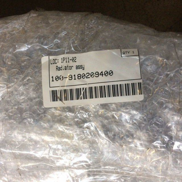 Radiator for Caterpillar - مبرد المحرك - معدات المناولة: صورة 5 Radiator for Caterpillar - مبرد المحرك - معدات المناولة: صورة 5