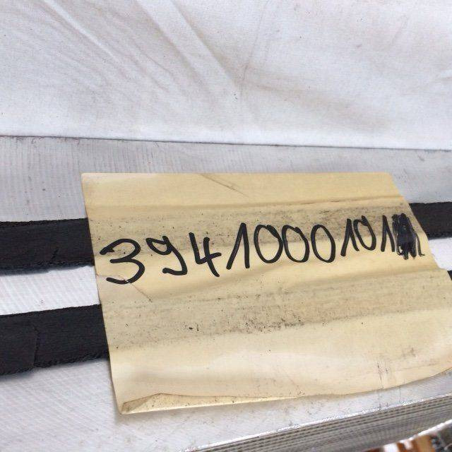 Radiator - مبرد المحرك - معدات المناولة: صورة 5 Radiator - مبرد المحرك - معدات المناولة: صورة 5