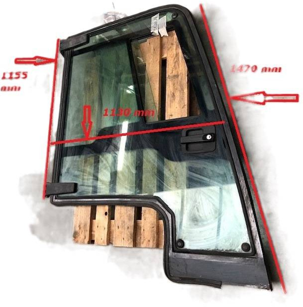 Right door for Nissan - باب و قطع الغيار - معدات المناولة: صورة 2 Right door for Nissan - باب و قطع الغيار - معدات المناولة: صورة 2