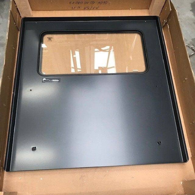 Roof panel for Komatsu - نافذة و قطع الغيار - معدات المناولة: صورة 3 Roof panel for Komatsu - نافذة و قطع الغيار - معدات المناولة: صورة 3