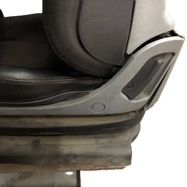 Seat for Linde 1120 series - مقعد - معدات المناولة: صورة 4 Seat for Linde 1120 series - مقعد - معدات المناولة: صورة 4