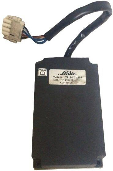 Voltage transformer for Linde - النظام الكهربائي - معدات المناولة: صورة 1 Voltage transformer for Linde - النظام الكهربائي - معدات المناولة: صورة 1